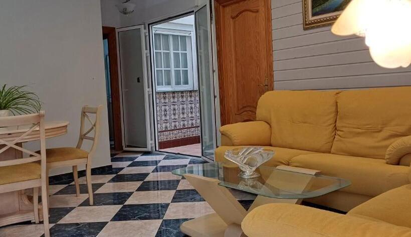 バルコニー付きスタンダードルーム, ático 2 Dormitorios Y Apartamento 2 Dormitorios