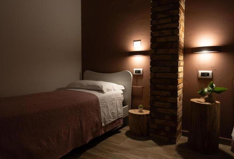 Трехместный Номер Стандарт с Видом, Locanda Degli Ulivi