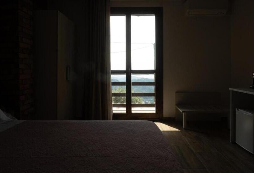 Трехместный Номер Стандарт с Видом, Locanda Degli Ulivi