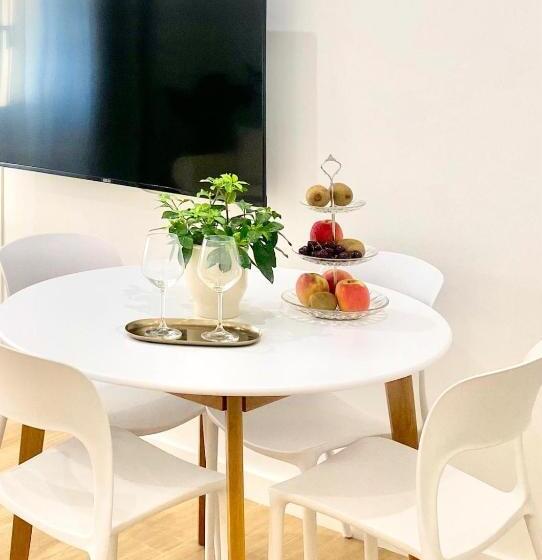 اتاق سوپریور با تخت بزرگ, Feel Boutique Rooms