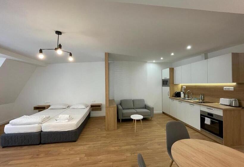 آپارتمان 1 خوابه, Prime Stays At 92 Antim I Street