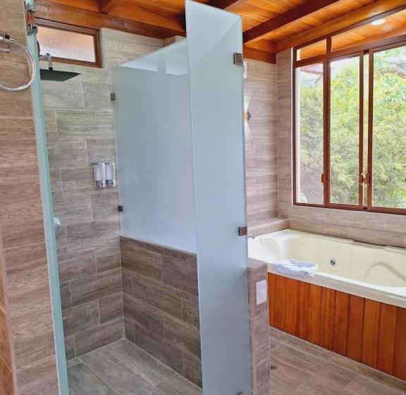 스위트 킹사이즈 침대, Royal River Suites & Spa Apart