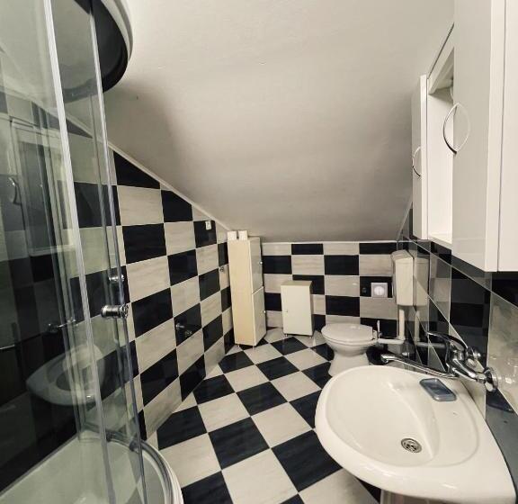 آپارتمان 2 خوابه, Vila đuričić 300m Od Mora