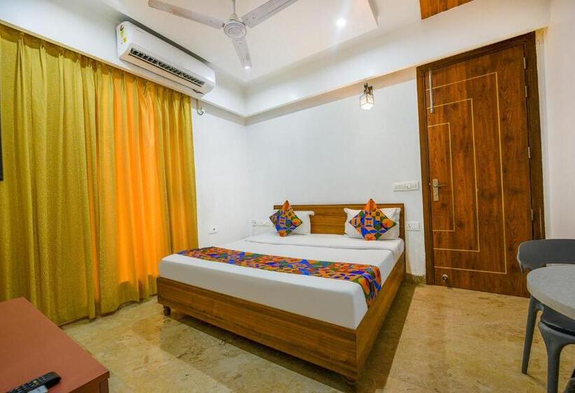 Quarto Deluxe, Fabhotel Nyra Residency