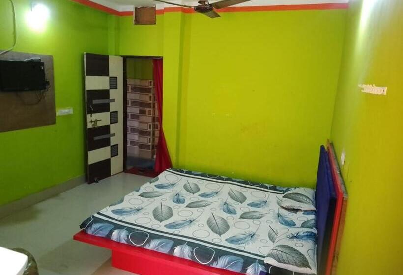 اتاق لوکس, Sun Plaza Lodge Near Konark Sun Temple Excellent Customer Choice  Best Seller By Morservices
