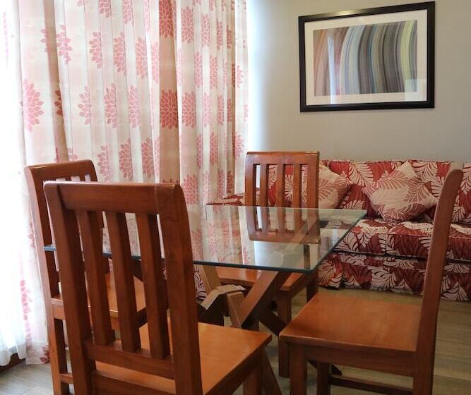 جناح, Paragon Hotel And Suites