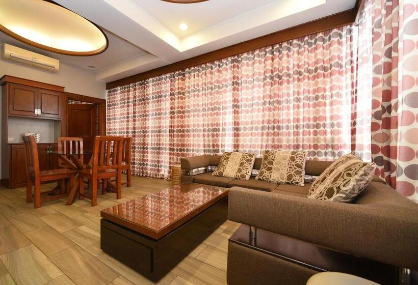 套房, Paragon Hotel And Suites
