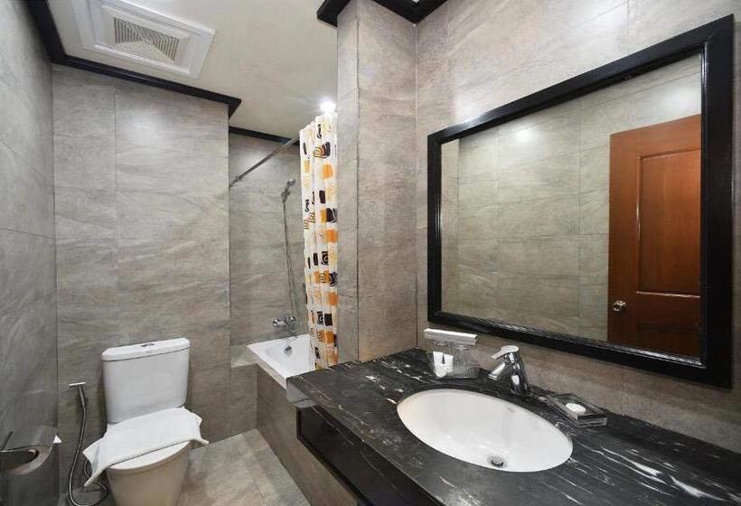 标准间, Paragon Hotel And Suites