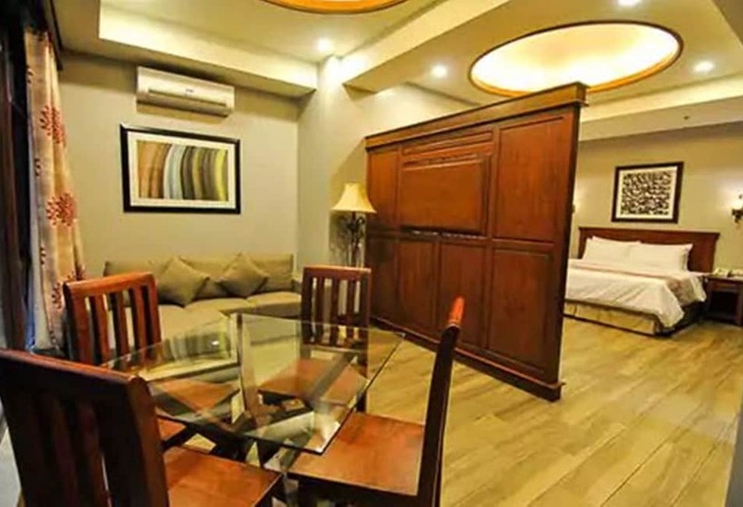 جناح جونيور, Paragon Hotel And Suites