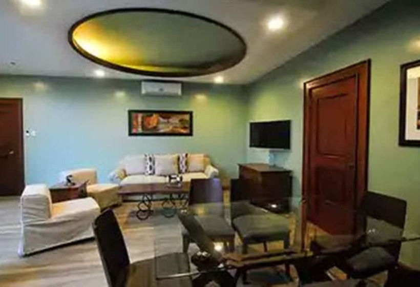 小型套房, Paragon Hotel And Suites