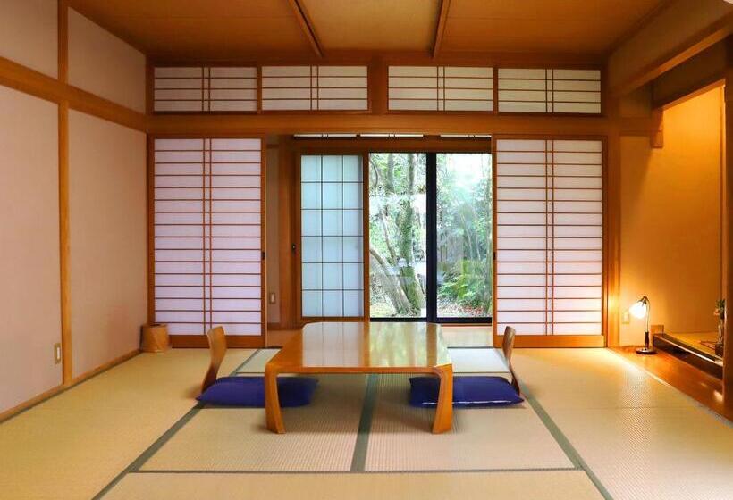 Семейный Номер, Yufuin Onsen Ryokan Hananomai