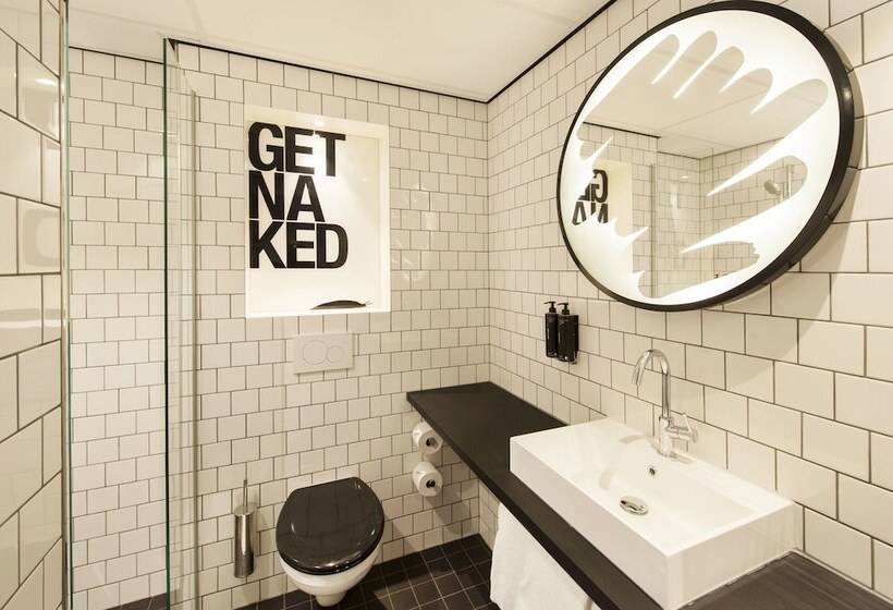 Standard Triple Room, Conscious Hotel The Tire Station