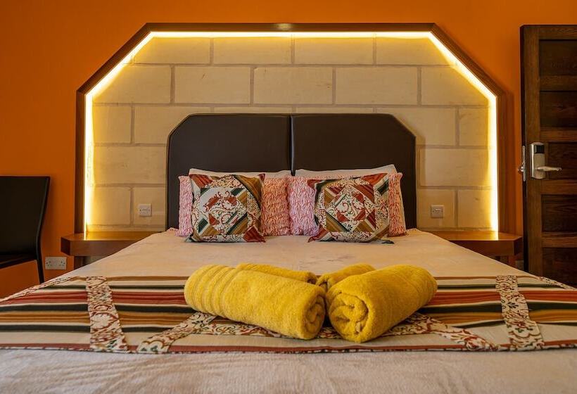 اتاق استاندارد با بالکن, Illogga Boutique