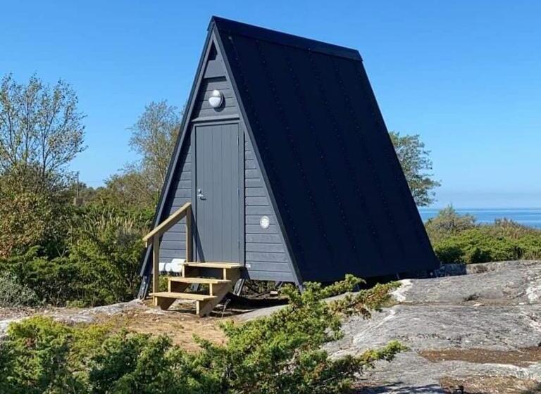 کلبه ییلاقی, Kylmäpihlaja Lighthouse
