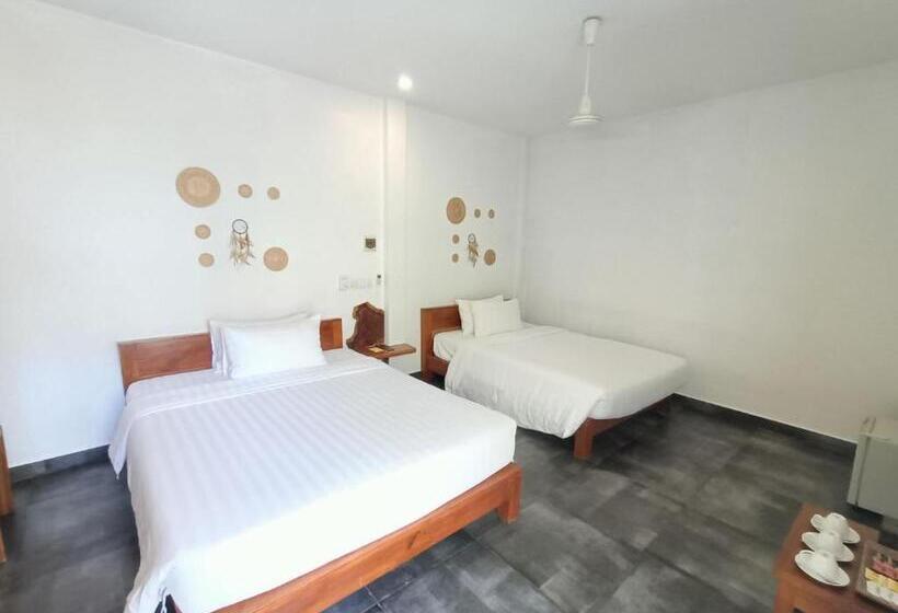 豪华园景房, Long Set Resort