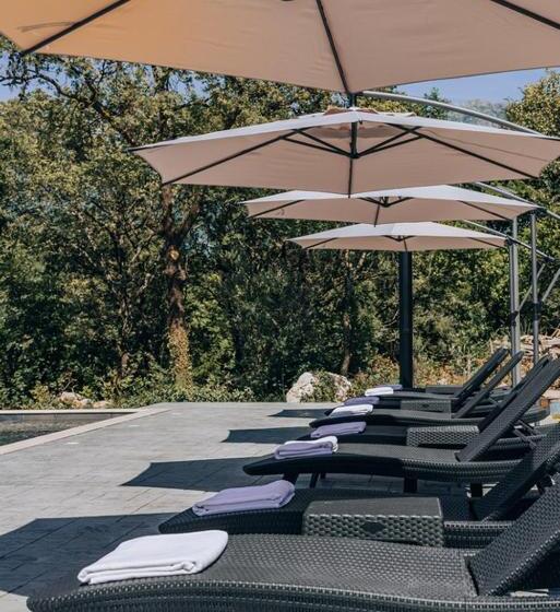 اتاق لوکس با چشم‌انداز دریا, Villa Principium With Infinity Edge Pool&hot Tub