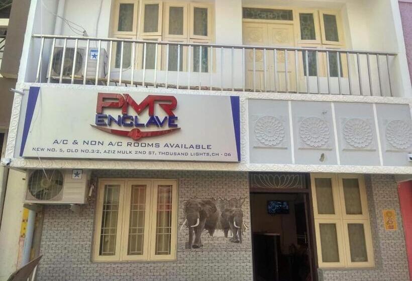 חדר דלוקס, Pmr Enclave Near Apollo Hospital