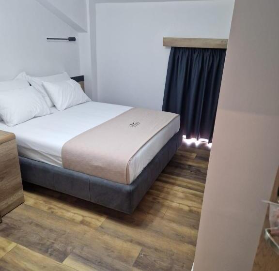 디럭스 룸, Lumi I Bardhe Hotel & Restaurant