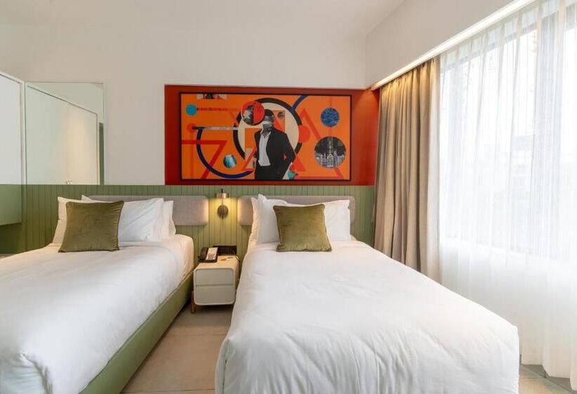 Номер Стандарт, Spektrum Hotel   Bengaluru Airport