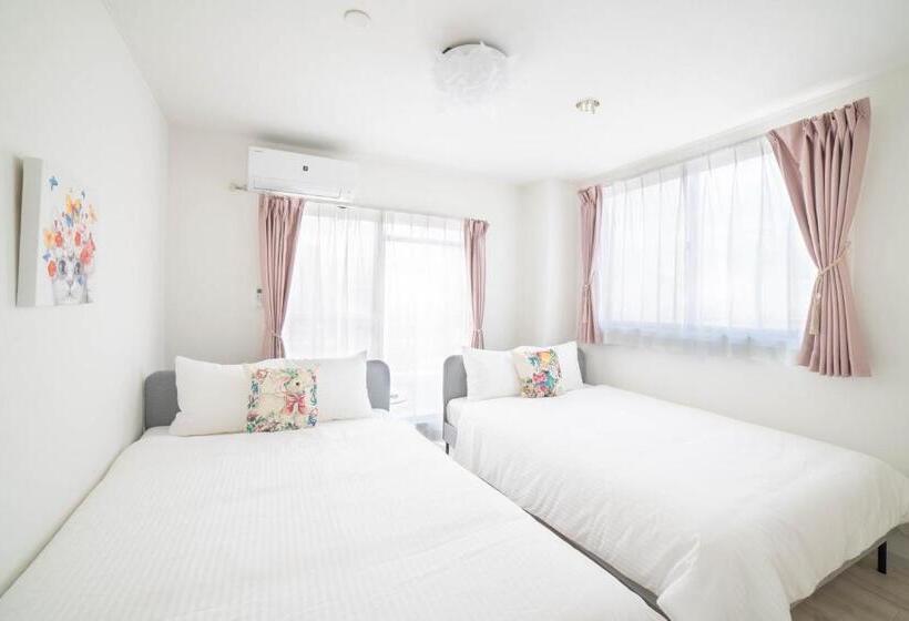 Quarto Familiar, Sunny Town サニータウン