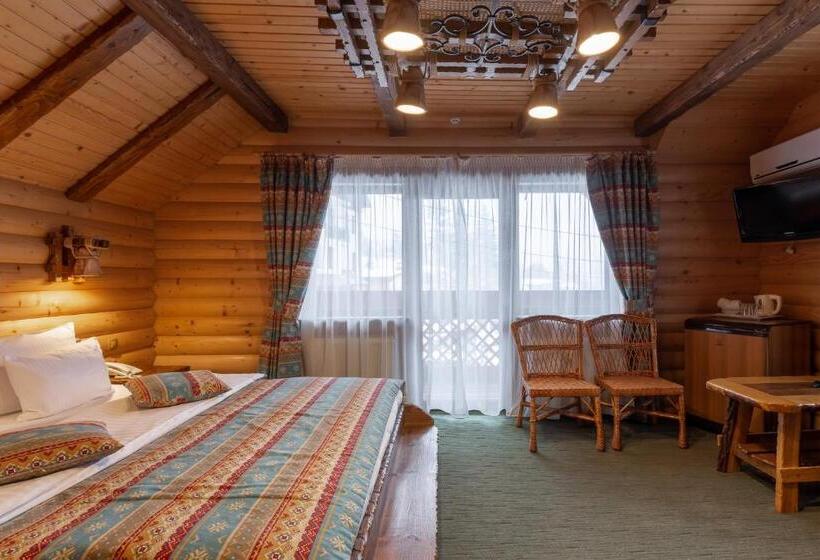 스탠다드 트리플 발코니 룸, ведмежа гора Family Resort & Spa