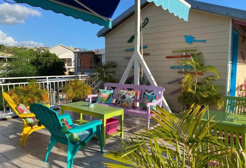 اتاق استاندارد یک تخته با سرویس بهداشتی مشترک, De La Plage