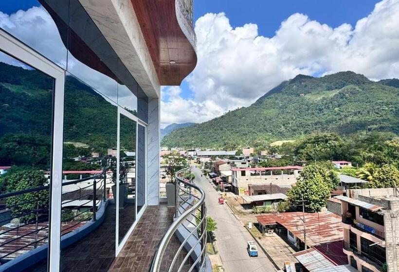 سوییت لوکس, Caruzo Hotel And Suites