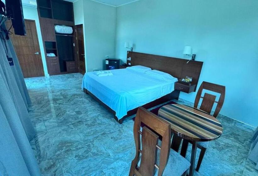 سوییت لوکس, Caruzo Hotel And Suites