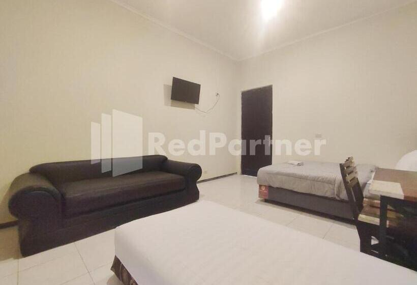 패밀리 룸, Mutiara Residence Near Simpang Lima Mitra Reddoorz