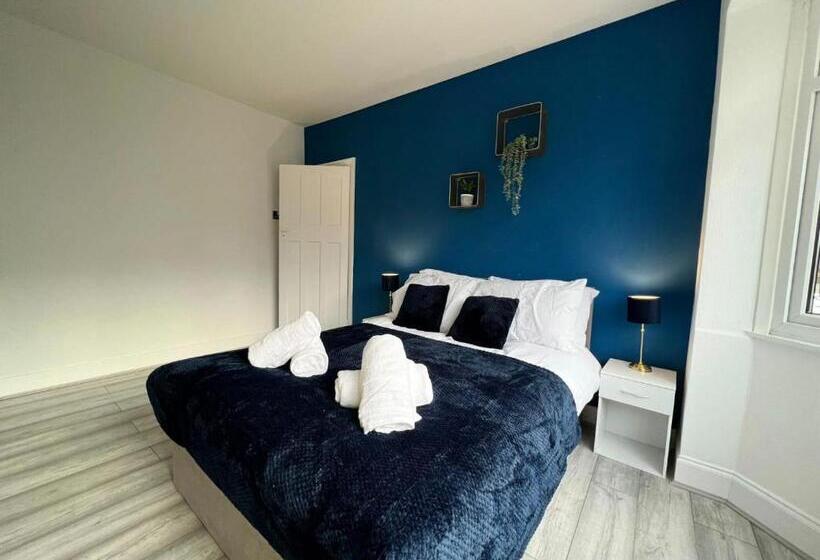 חדר אקונומי, Sariyu Space Luton