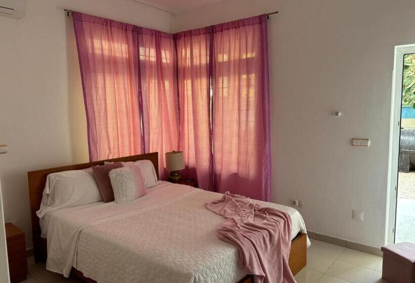 اتاق استاندارد با چشم‌انداز باغ, Techas Mansion Guesthouse