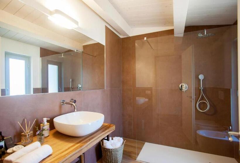اتاق استاندارد با تخت بزرگ, Radicata Tuscany Relais