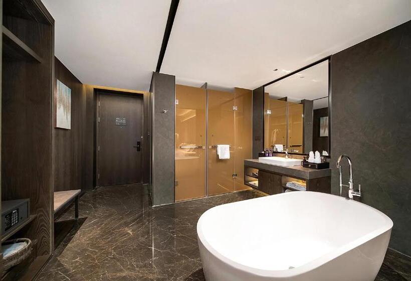 اتاق لوکس با تخت بزرگ, Howard Johnson Royal Hotel Shenzhen