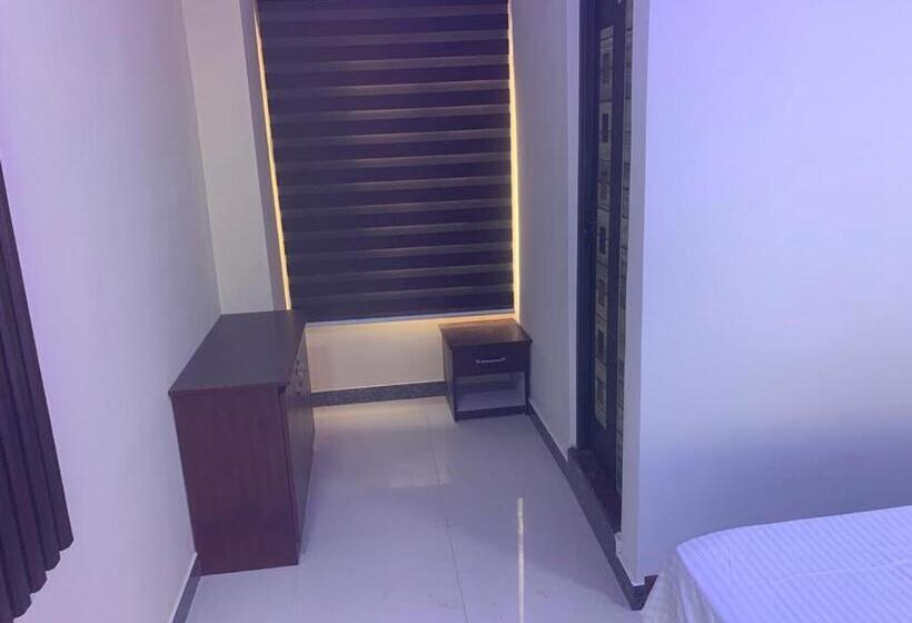Номер Deluxe Кровать Кинг, Riya Residency