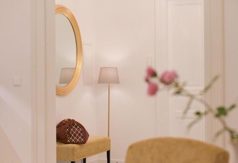 سوییت لوکس, Villa Gutenberg Le Grand    Free Parking
