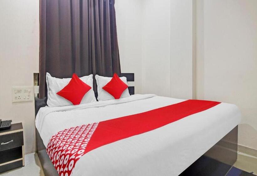 Трехместный Номер Классика, Oyo Hotel Grand Inn