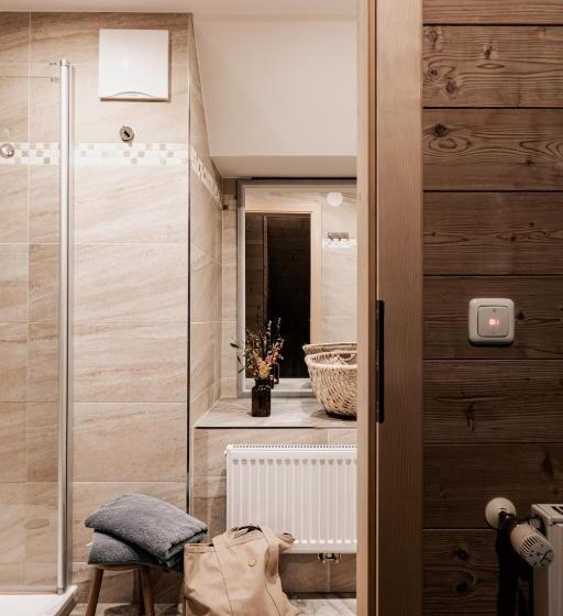 اتاق استاندارد چهار تخته, Berggasthaus & Lodge Resterhöhe