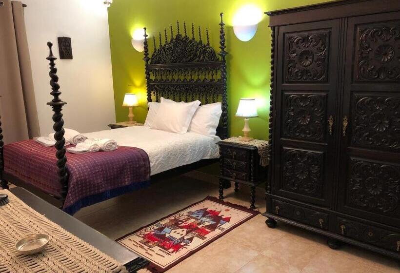 Deluxe Suite King Bed, Villa Do Mar Sw
