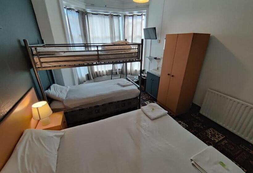 اتاق استاندارد چهار تخته, Guest House 46