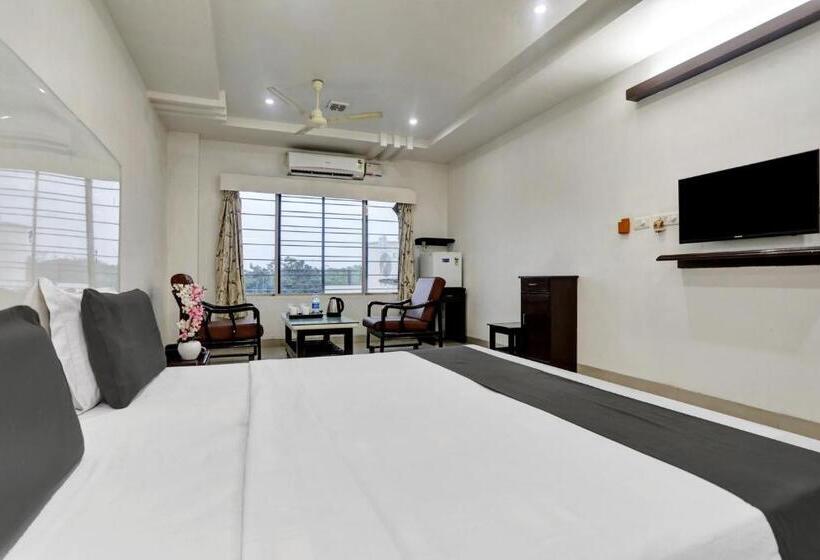 Трехместный Номер Классика, Townhouse Eluru