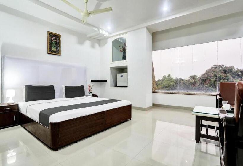 Трехместный Номер Deluxe, Townhouse Eluru