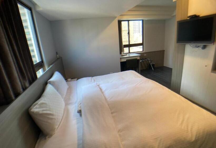 اتاق لوکس, Bonjour