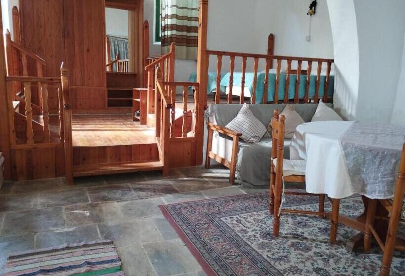 标准间, Antony S Garden House