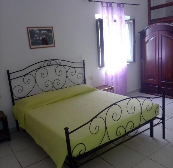 اتاق استاندارد چهار تخته, Agriturismo Silitta