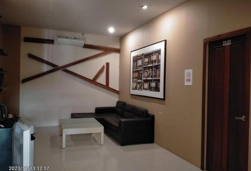 Президентский Люкс, Aura Residence
