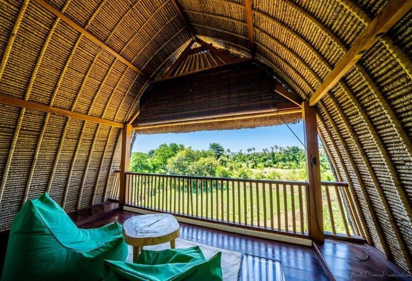 بنگله خانوادگی, Bunga Laut Bungalow
