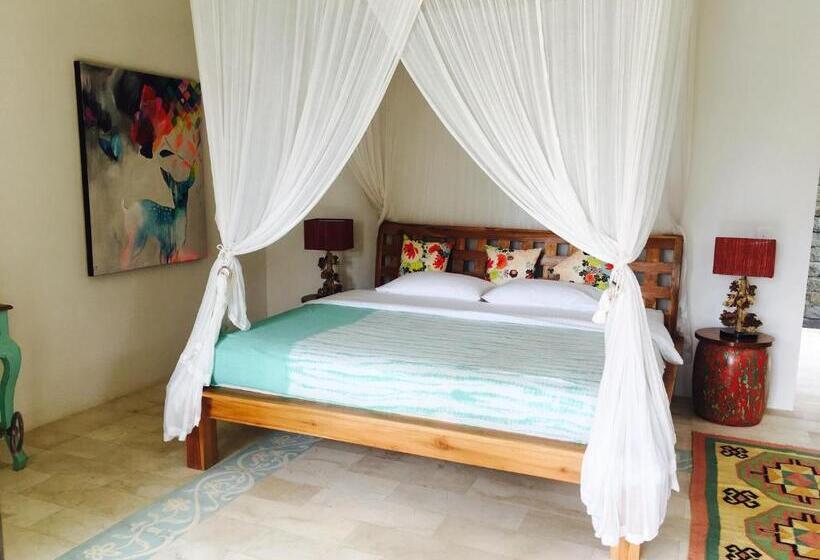 اتاق استاندارد با چشم‌انداز استخر, Sun Suko Boutique Resort