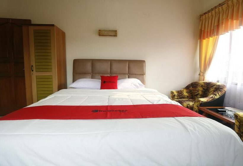 Номер Deluxe, Capital O Hotel Andalus Cibogo Puncak