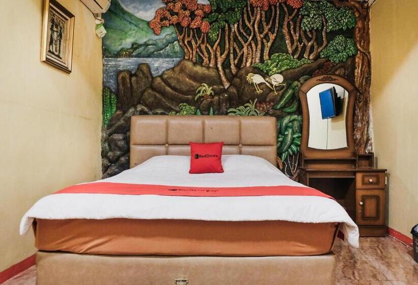 Номер Deluxe, Capital O Hotel Andalus Cibogo Puncak