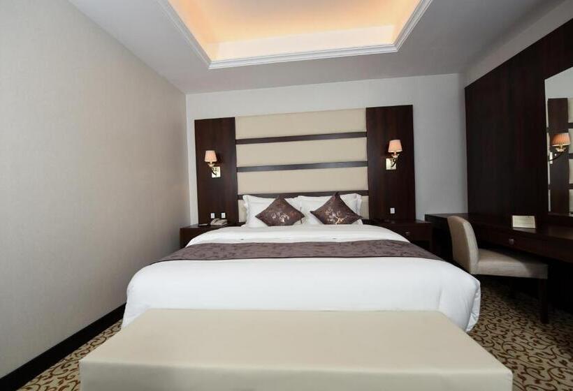 스위트 킹사이즈 침대, Verta Hotel Qouraish
